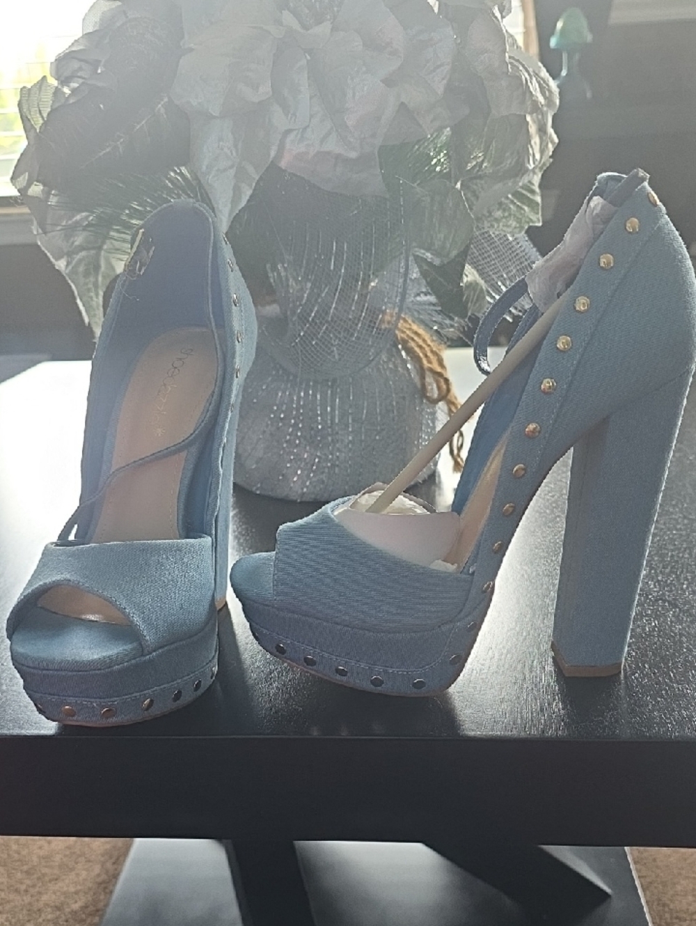 Shoe Dazzle Blue Platform Peep-Toe Studded High Heels